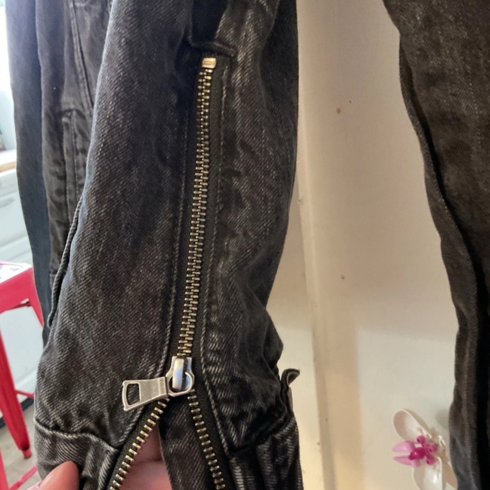 GAP Black Denim Jacket with Button Front - image 5